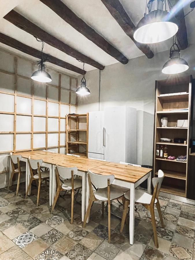 Az The Old Town Hostel - Coliving Zaragoza Luaran gambar